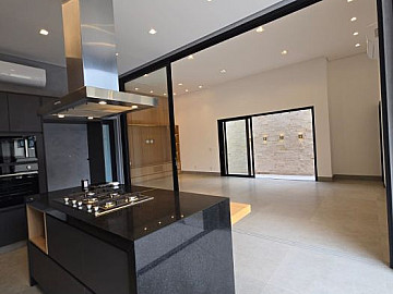 Casa em Condom�nio � Venda